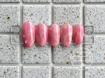十色 麻布十番店(AZABUJUBAN)/桃ネイル