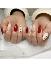 サロンドウイ(salon de OUI)/ハートホロの埋め込みネイル