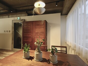 デイジー バイ アルテフィーチェ 梅田(daisy by artefice)/自慢の店内♪