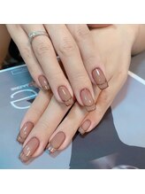 ティナ ネイルスタジオ(Tina Nail Studio)/つける放題チップ　長さだし