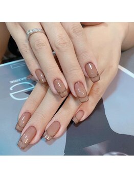 ティナ ネイルスタジオ(Tina Nail Studio)/つける放題チップ　長さだし