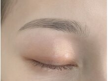 ピウ(piu)/眉スタイリング