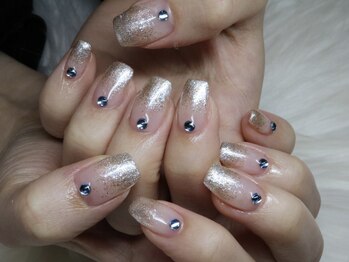 ヴィエル ネイル(VIEL NAIL)/爪先キラキラ☆シンプルデザイン