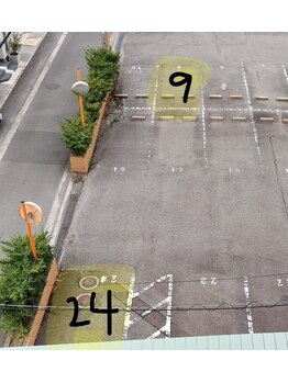 マノン 空港通店(Manon)/駐車場の場所