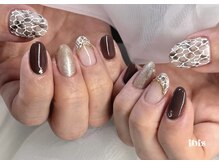 アイビス(ibis)/パイソン柄ネイル