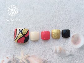 フットネイル　10800円