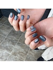 ネイビー×ニュアンスネイル