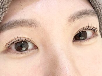 ネオリーブ ウリ(Neolive uri)/マスカラパーマ