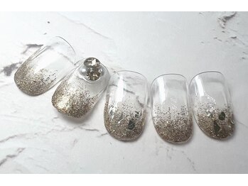 ネイルハウス安气子 新丸ビル店/ラメグラ/大人可愛い/クリア