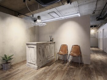 デイジー バイ アルテフィーチェ 梅田(daisy by artefice)/自慢の店内♪