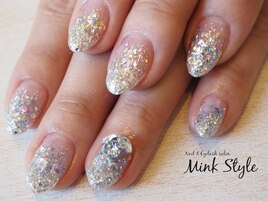 ラメキラキラVカットネイル♪