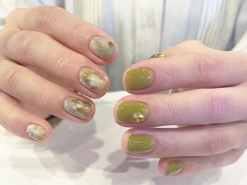 アイネイルズ 梅田店(I nails)/アシメニュアンス凸凹ミラー