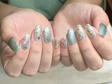 レミア 関内(REMIA)/４月　グリーンエメラルドネイル