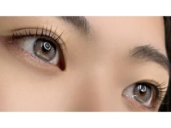 ネイルズ ヴィヴィアン(Nail's Vivienne)/パリジェンヌ