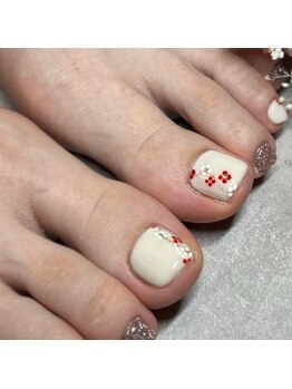 さりげないお花で大人可愛く♪