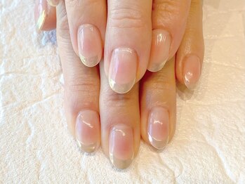 ブレスネイル(brace Nail)/ミラーチークフレンチネイル