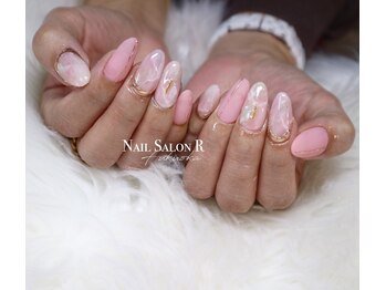 ネイルサロン R/スタイリングコース