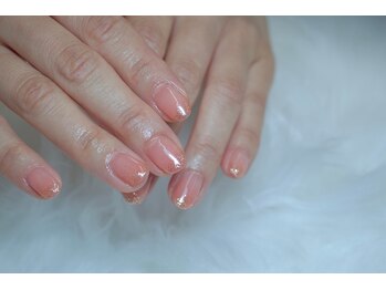 きらきらネイル　透明感