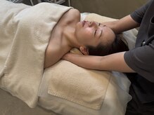 エイティ(Atey)の雰囲気(頭から首肩、肩甲骨までの脱衣のヘッドメニューもご用意◎)