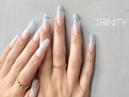 トリニティー(TRINITY)の写真