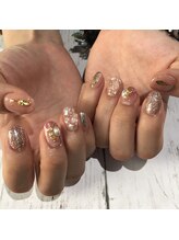 ラウンジ 町田店(RounGe)/ゴールドネイル　オフ込み料金！