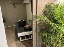 バイアス(BIAS)の雰囲気（施術ルームは完全個室でお寛ぎ頂けます。）