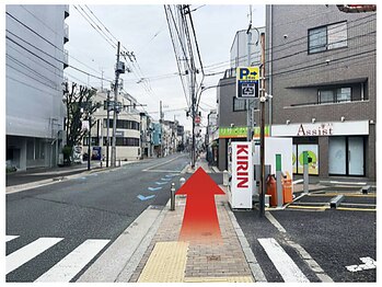 ルーツ 世田谷用賀院(Roots)/そのまま直進します。