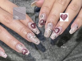 フラッシュハートネイル