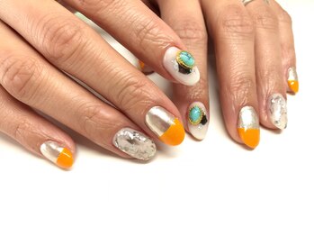 ネイルサロンアンドスクール クリシュナ(nail salon & school Krishna)/