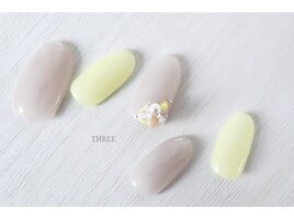 スプリングイエローネイル