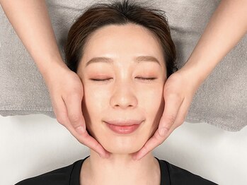 ビポケッツ 神戸三宮(美POCKETS)/【フェイシャルマッサージ】