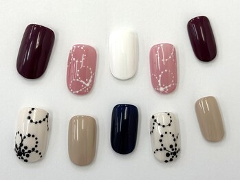 ネイルサロン クイール 小山店(NAIL SALON QUILL)/大人っぽフラワーネイル