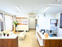 うえだBJ整骨院の雰囲気（【元気をお届け!】明るく広い店内!元気いっぱいにお待ちしてます）