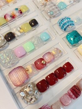 アンシャンテ(En chan te)の写真/夏は可愛いフットネイルで気分UP！初回&自店オフ無料【フットジェル】アート込8800円/親指アート込7150円