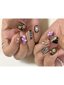 ショートネイルデザインが豊富