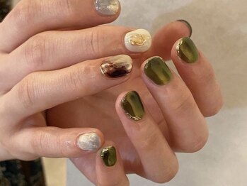 アイネイルズ 天神今泉店(I-nails)/【misa.s】グリーンニュアンス