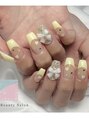 カンナ(Kanna)&nbsp;フレンチネイルも季節を問わずすごく人気があります♪