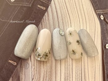 マニッシュ(Manish)/押し花ネイル