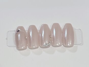 ビュー バイ ネオリーブ 用賀店(beau'r by neolive)/艶感ストーンネイル