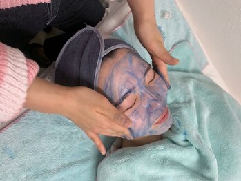 リメイク 広尾(REMAKE)の写真/駅近徒歩２分◎お悩みを打ち明けやすい完全個室のプライベート空間で最先端の肌質改善・肌育ピーリングを♪