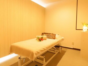 リペララ 中野栄店の写真/非日常感×落ち着く贅沢空間☆完全個室のリペララ中野栄店で、人目を気にせず心身を解き放つ至福の時間を♪