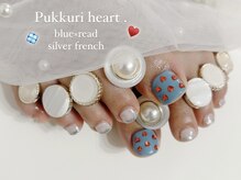 大垣ネイル/ぷっくりハートドット！