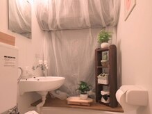 グレイ(GRAY)/カイロプラクティック 肩甲骨 顔