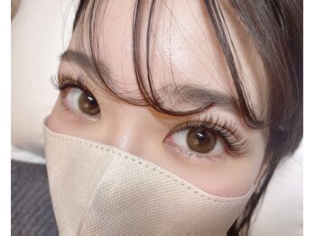 レア(le'a)/マツエクデザイン