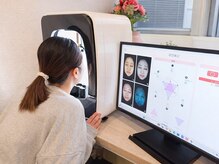 フォーティープラス(FORTY+)/精密な肌診断マシン