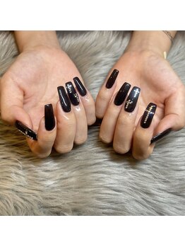 カットアンドスタイル クラウン(Cut & Style Clown)/ジェル/スカルプ/ネイル/横浜