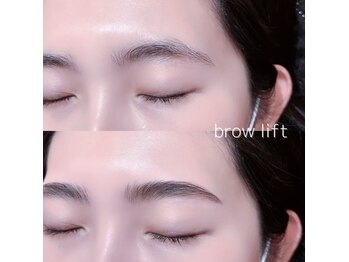 オハナ アイラッシュサロン 二子玉川店(Ohana)/ハリウッドブロウリフト