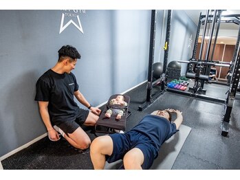 【ダイエット/痩身】パーソナルトレーニングジムNEXT GYM TOKYO駒込・巣鴨店の写真/《腰痛/肩こり改善にも》気持ちよく整体&ストレッチ♪習慣化をサポートし女性らしいしなやかbodyに…