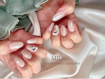 ミルズ オモテサンドウ(MILS omotesando)/ミラーネイル