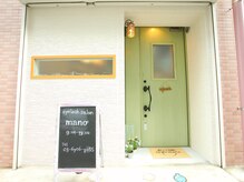 マーノ(mano)の雰囲気（上板橋駅から徒徒2分☆淡いグリーンの扉が目印です。）